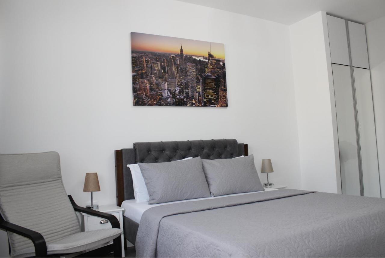 Luxury City Center Apartment - Bucharest Railways Station Exteriör bild